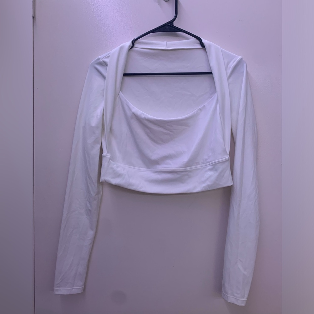 HALARA Thumbhole Cropped Sports Top